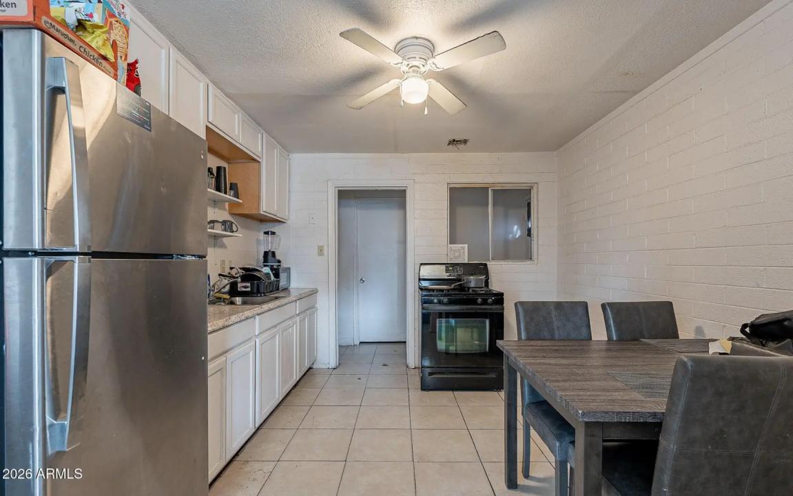 Real Estate Picture 35