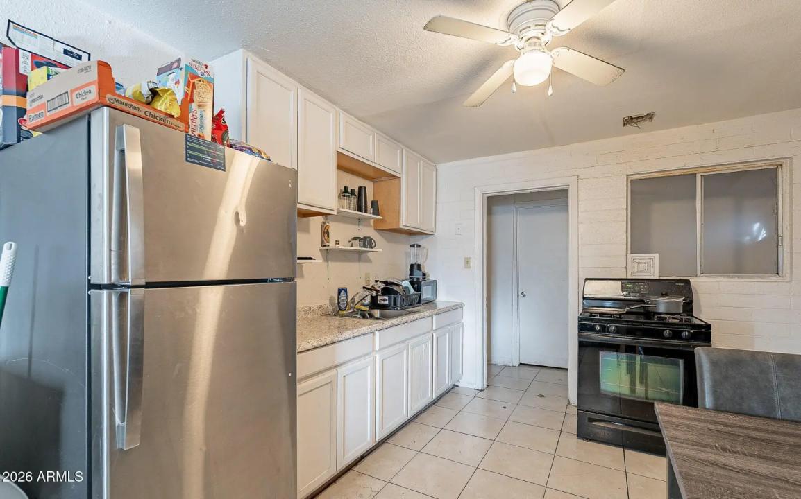 Real Estate Picture 36