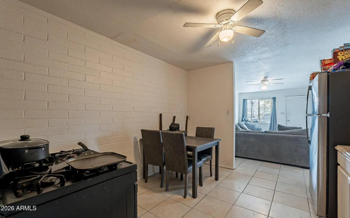 Real Estate Picture 39