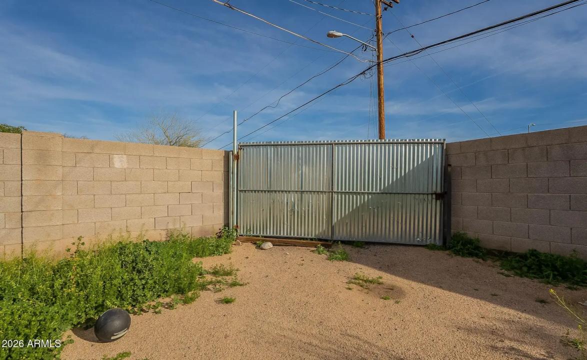 Real Estate Picture 43