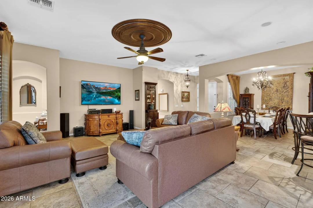 Real Estate Picture 20