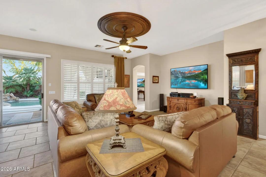 Real Estate Picture 21