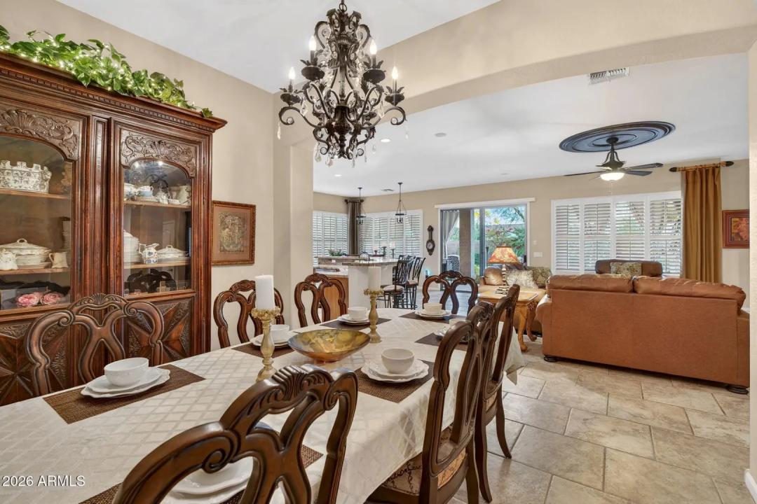 Real Estate Picture 24