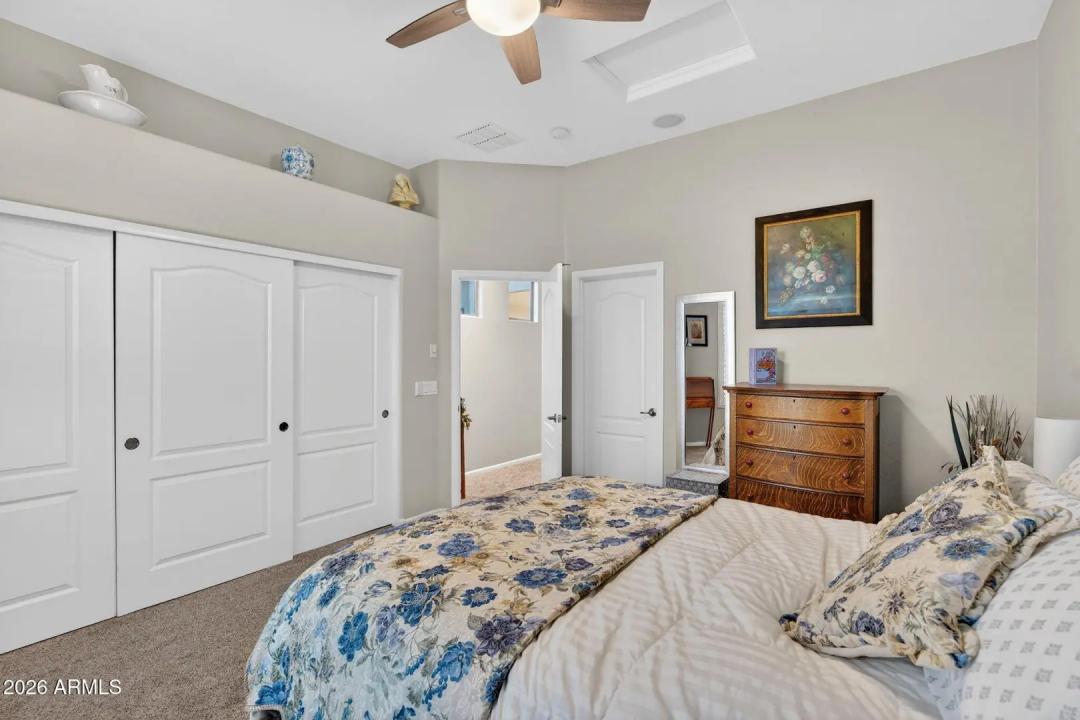 Real Estate Picture 32