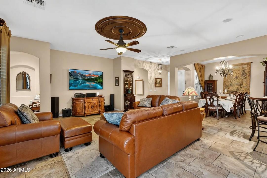 Real Estate Picture 20