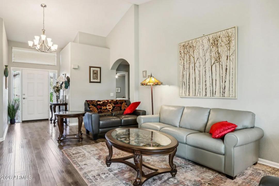 Real Estate Picture 6