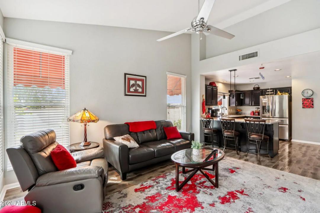 Real Estate Picture 15