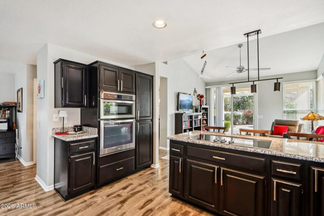 Real Estate Picture 20