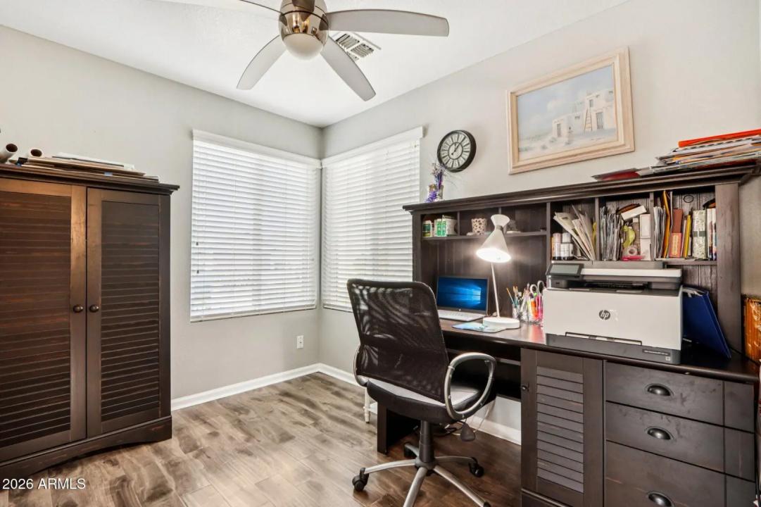 Real Estate Picture 11