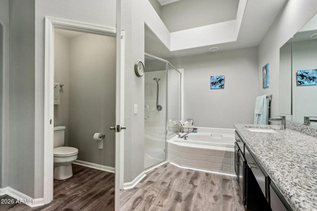 Real Estate Picture 25