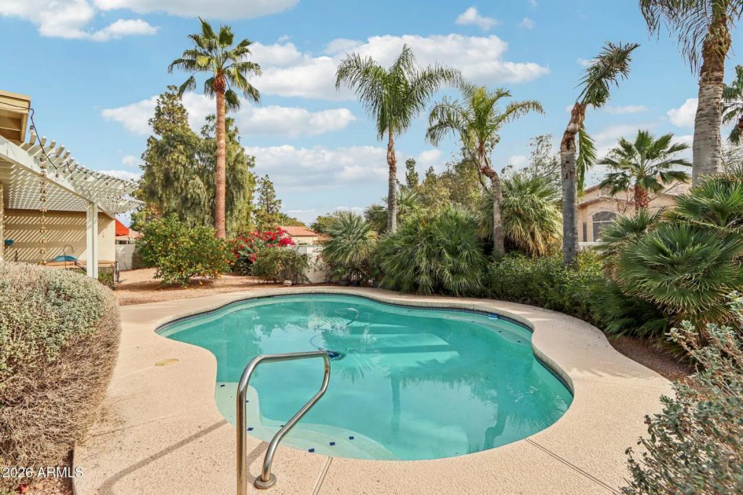 Real Estate Picture 34