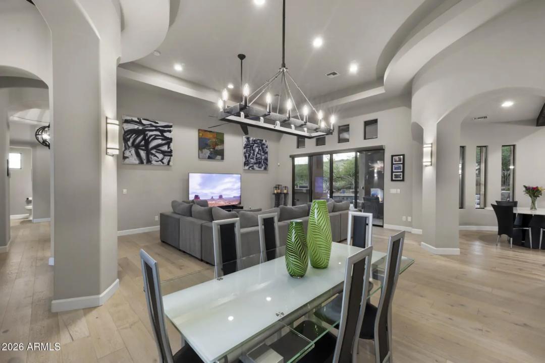 Real Estate Picture 2