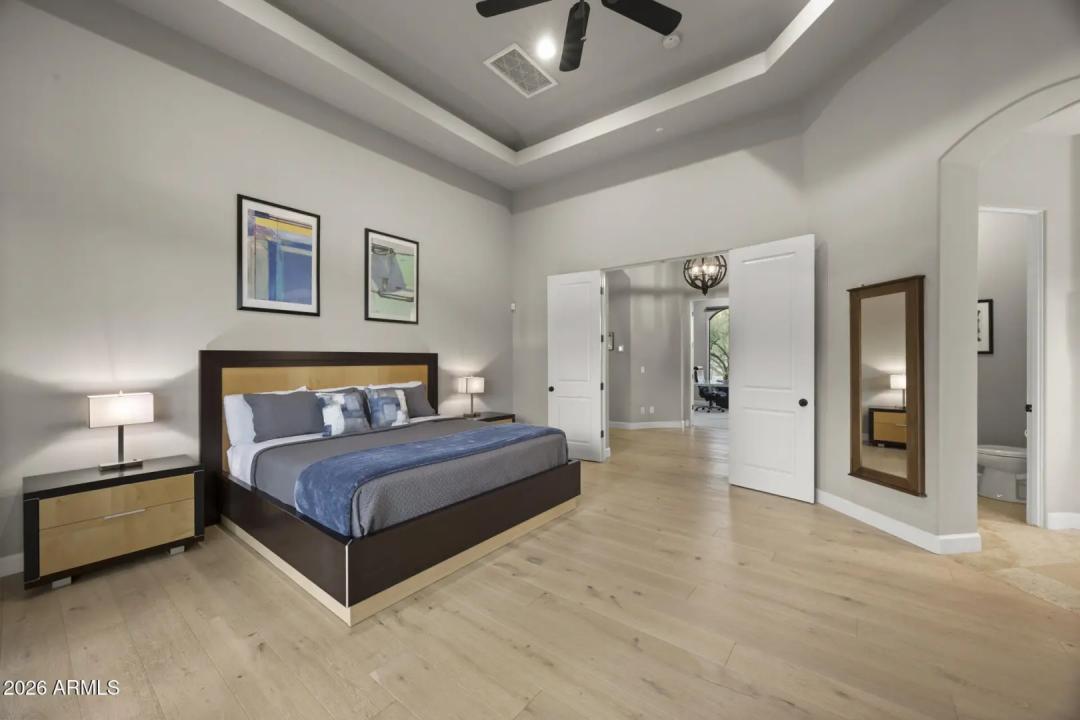 Real Estate Picture 15