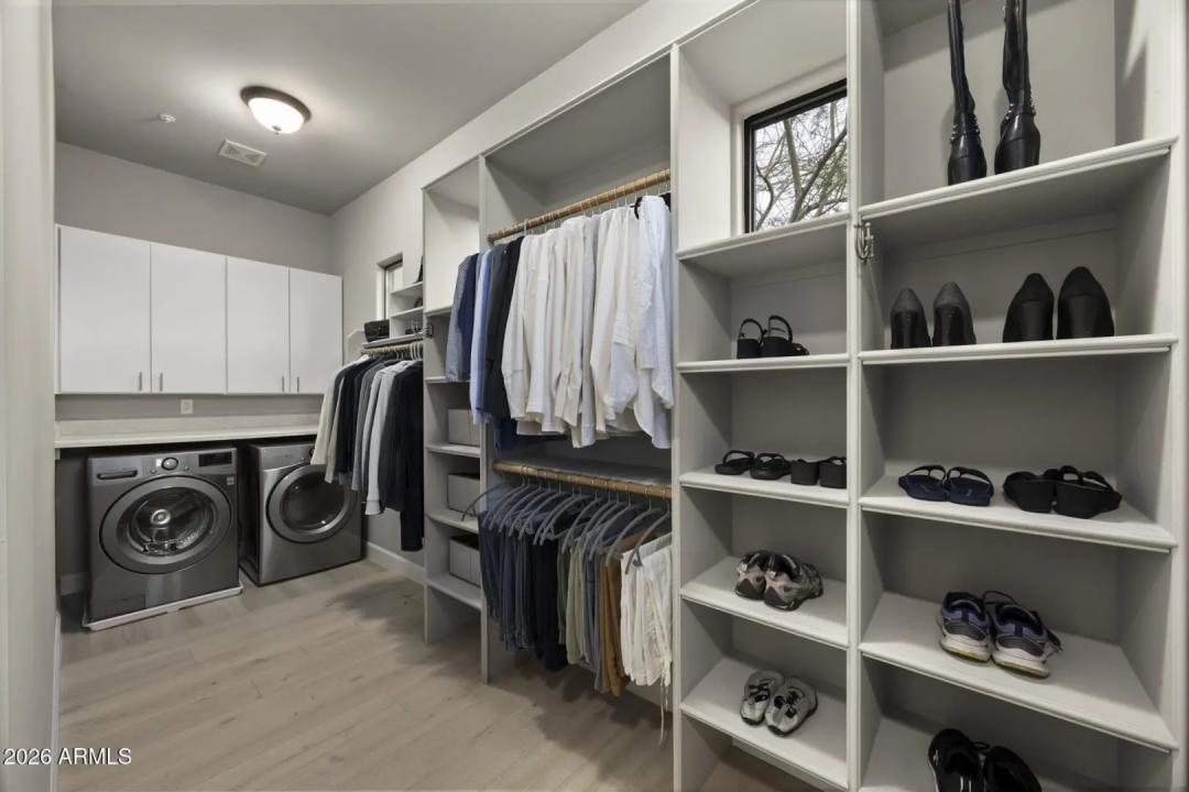 Real Estate Picture 21