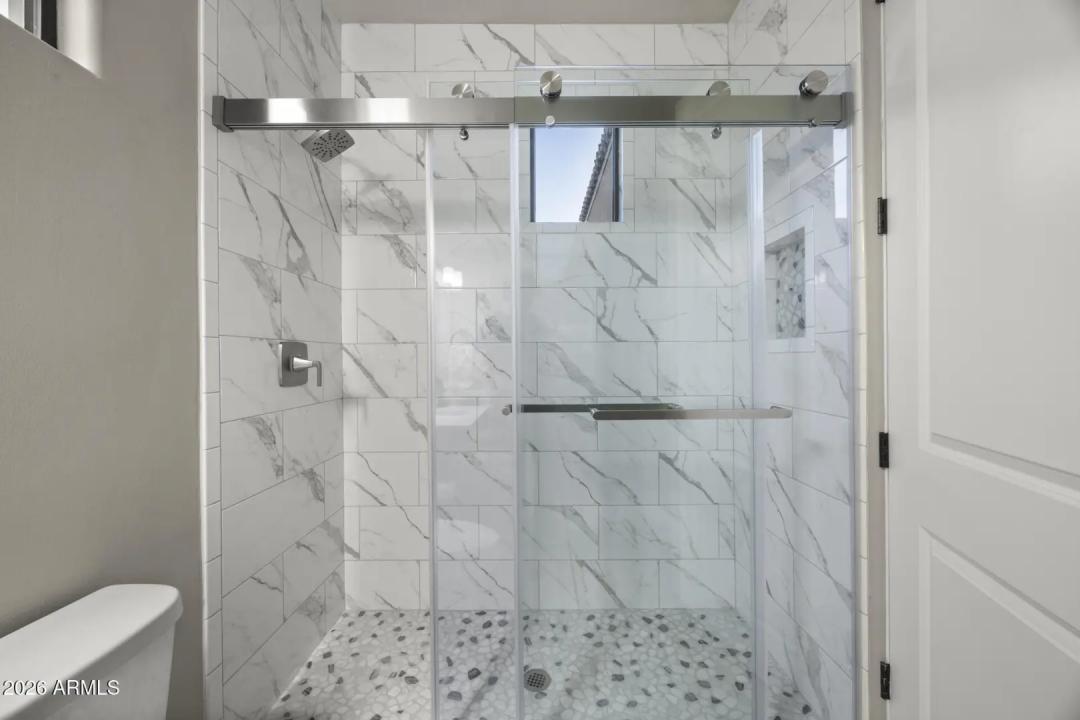 Real Estate Picture 29