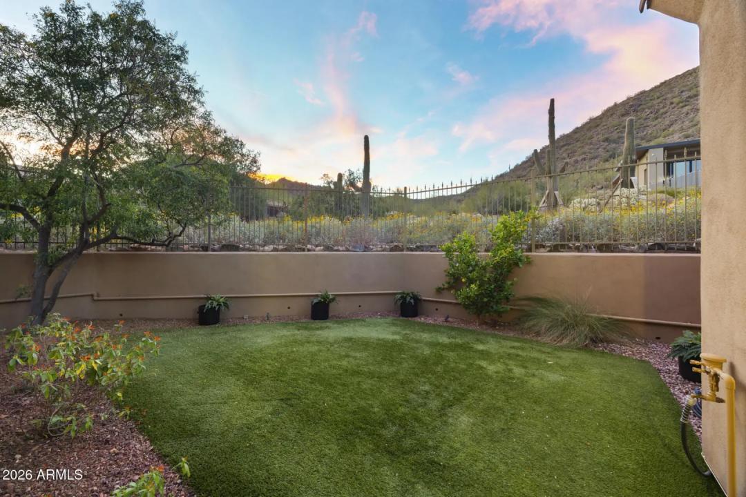 Real Estate Picture 43