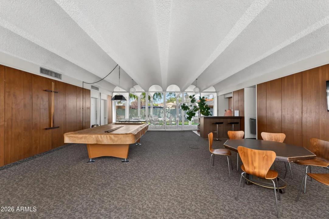 Real Estate Picture 35