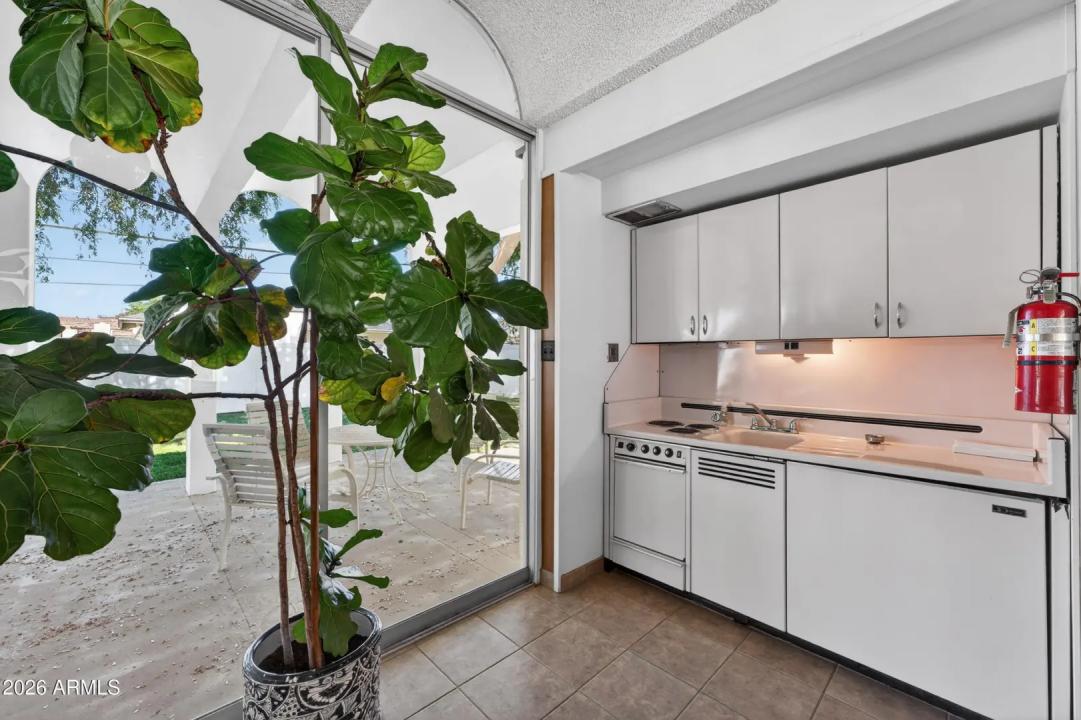 Real Estate Picture 36