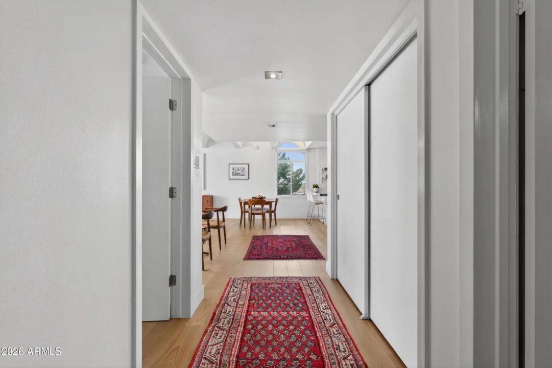 Real Estate Picture 17