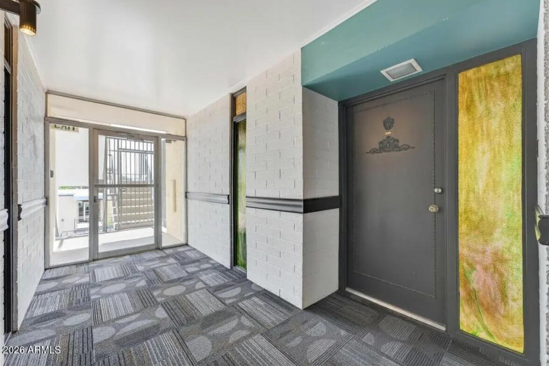 Real Estate Picture 28