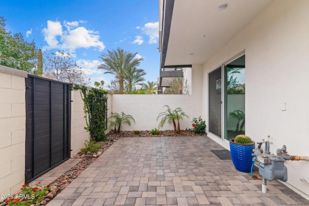 Real Estate Picture 34