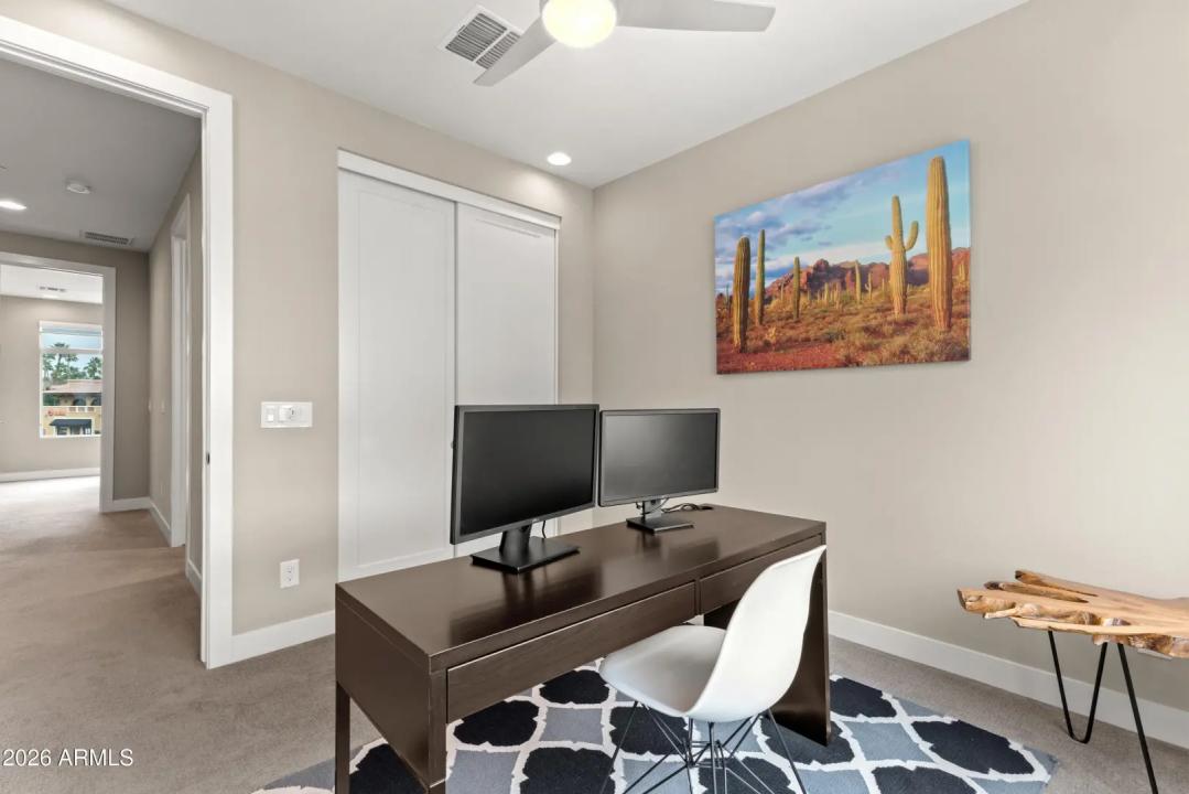 Real Estate Picture 25