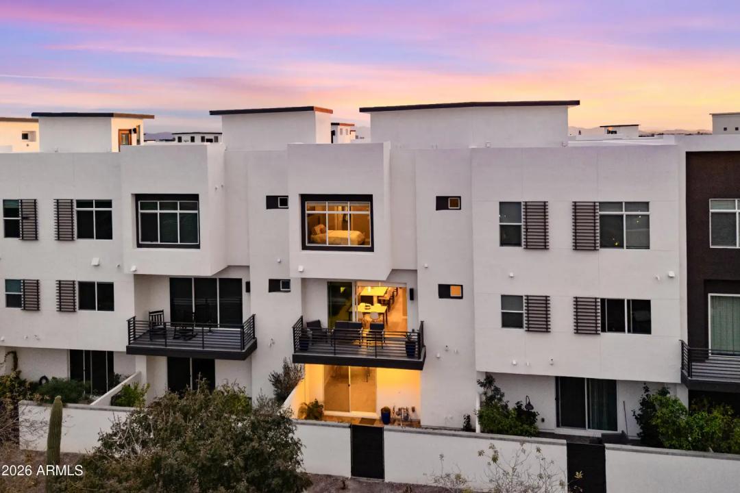 Real Estate Picture 2