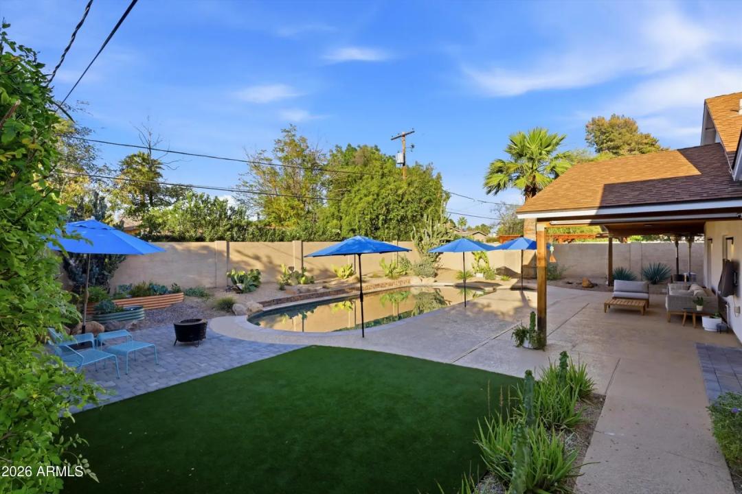 Real Estate Picture 38