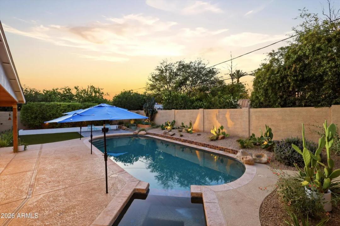 Real Estate Picture 44