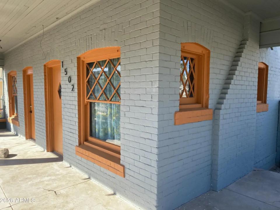 Real Estate Picture 5