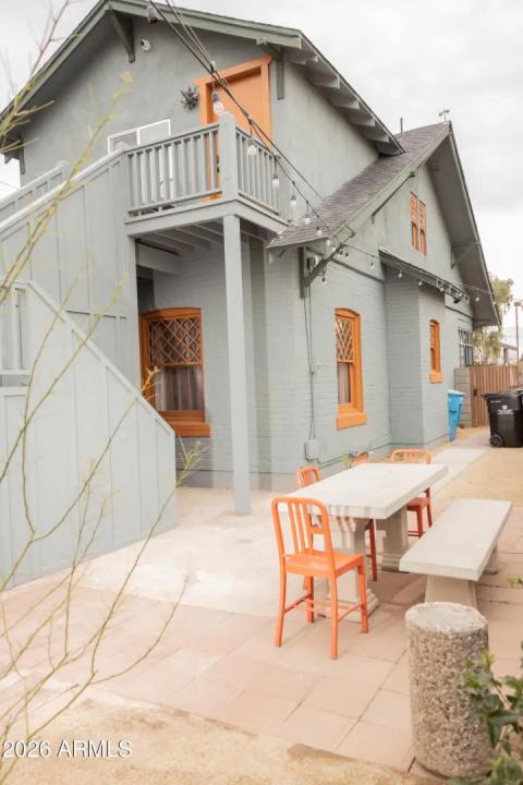 Real Estate Picture 10