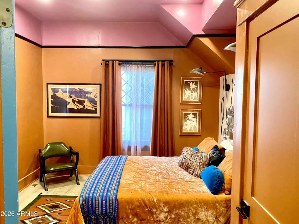 Real Estate Picture 17