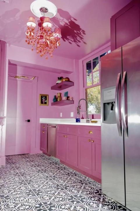 Real Estate Picture 19