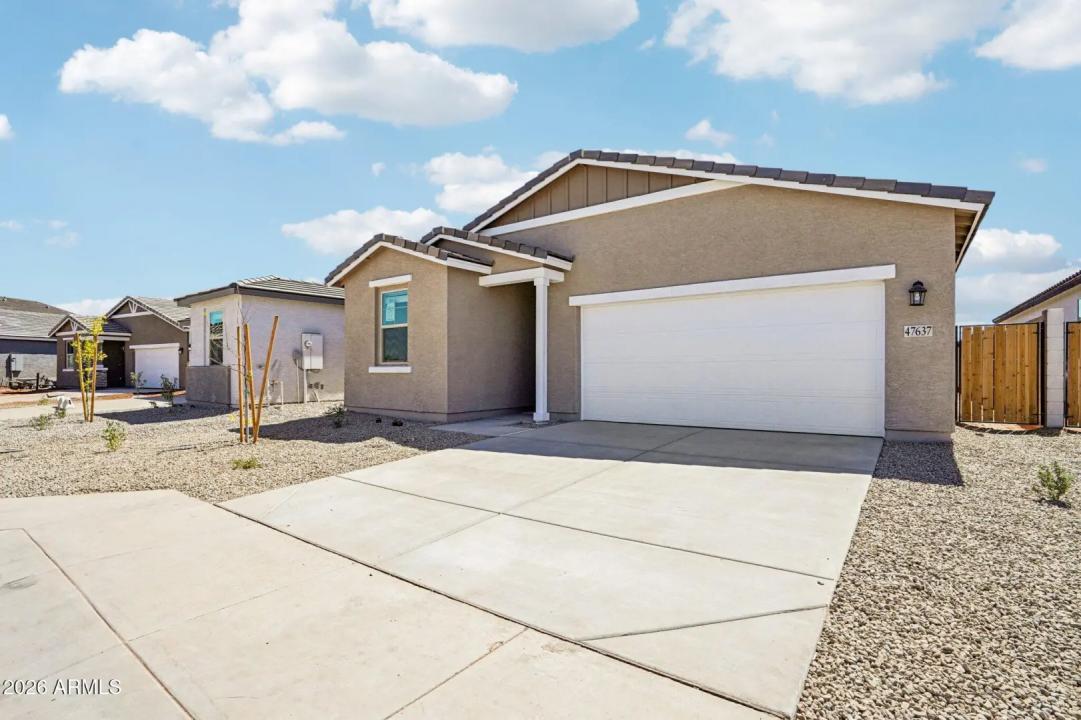 Real Estate Picture 3