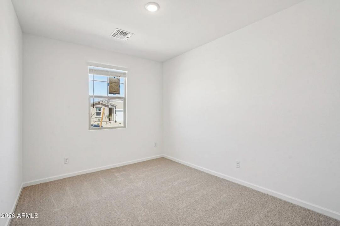 Real Estate Picture 13