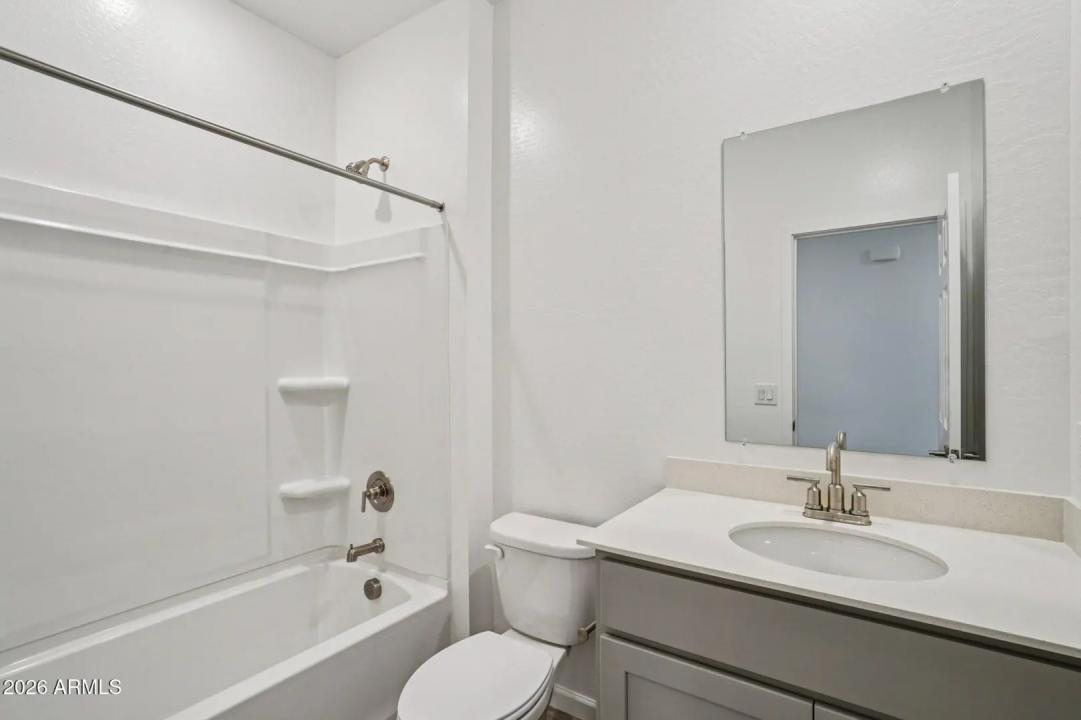 Real Estate Picture 15