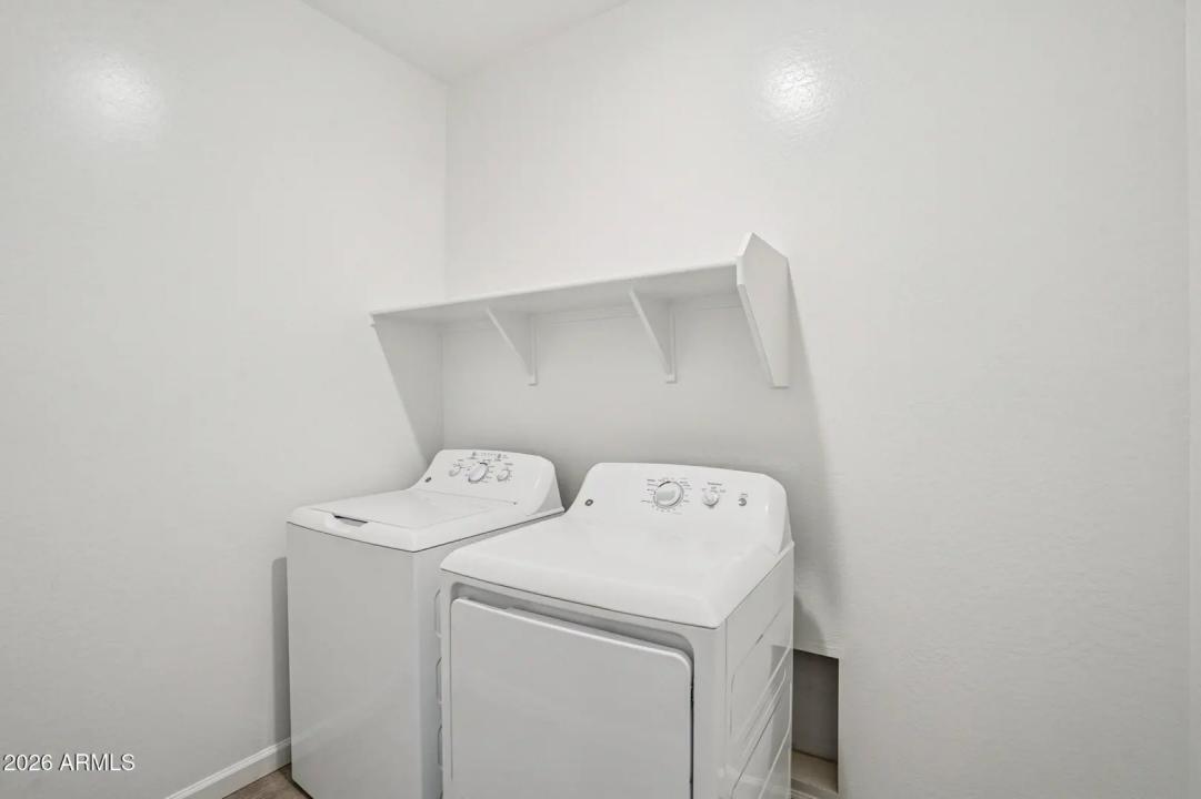 Real Estate Picture 18