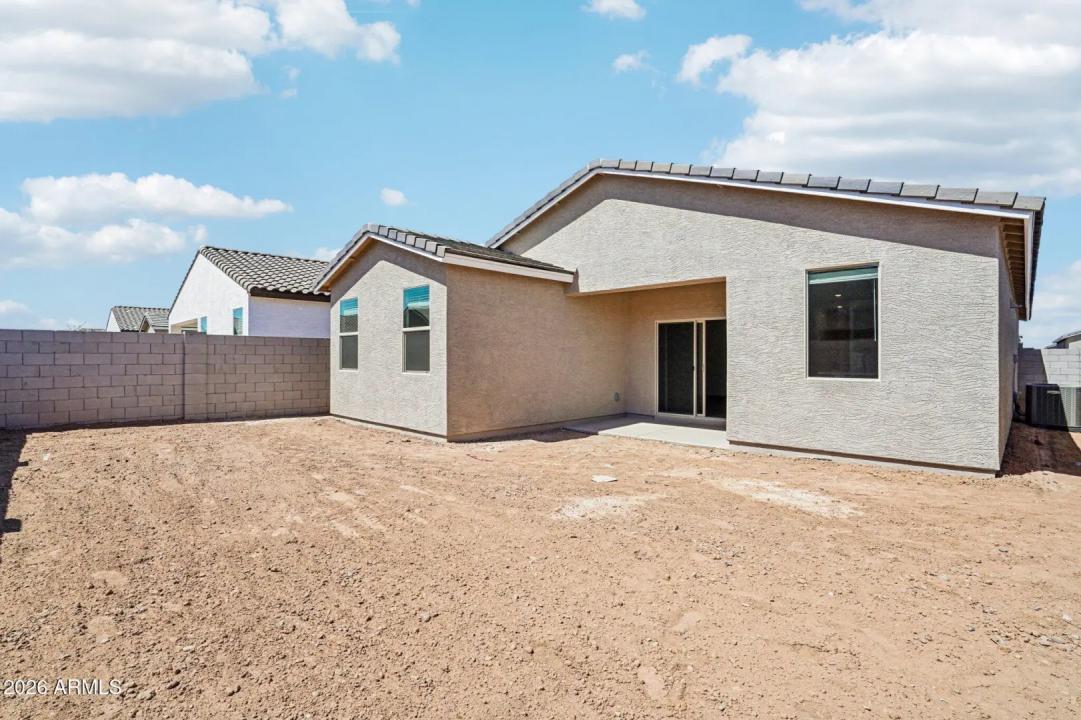 Real Estate Picture 32