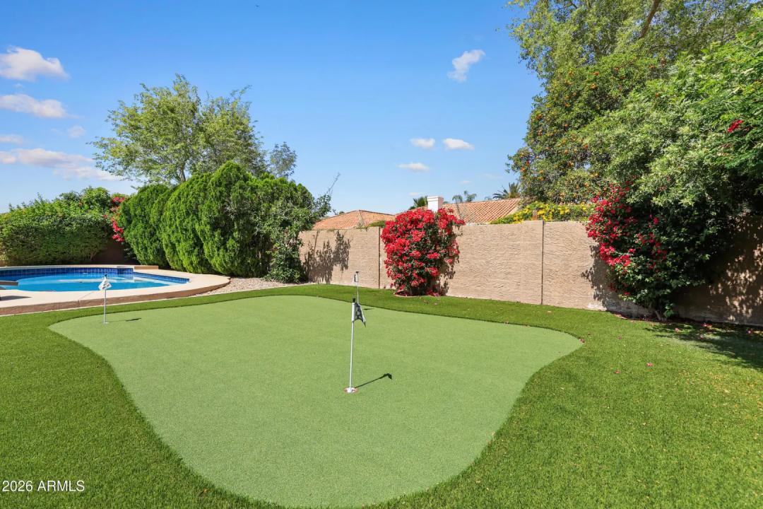 Real Estate Picture 28