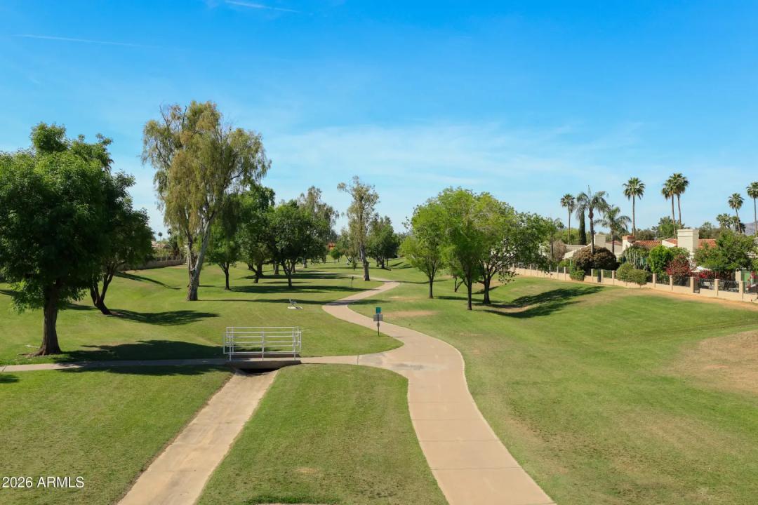 Real Estate Picture 43