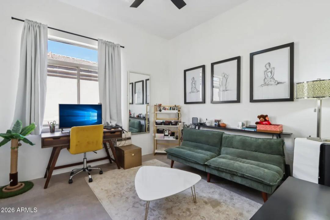 Real Estate Picture 22