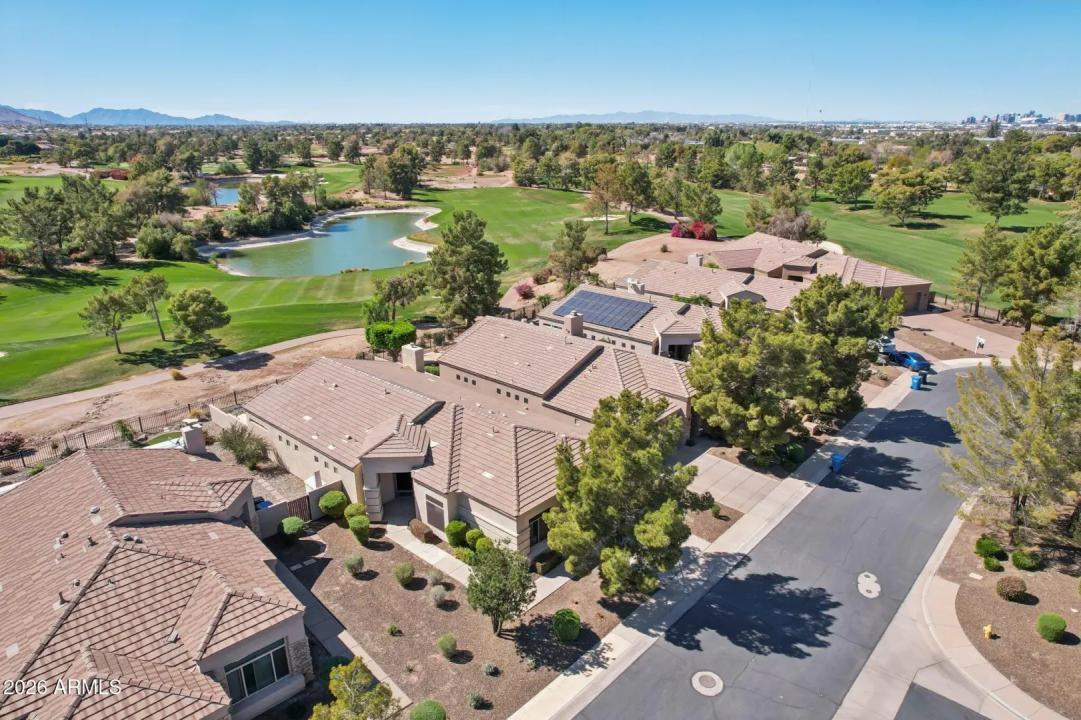 Real Estate Picture 37