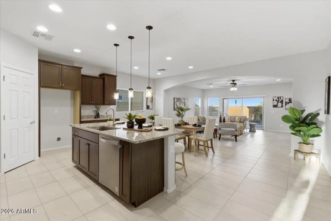 Real Estate Picture 2