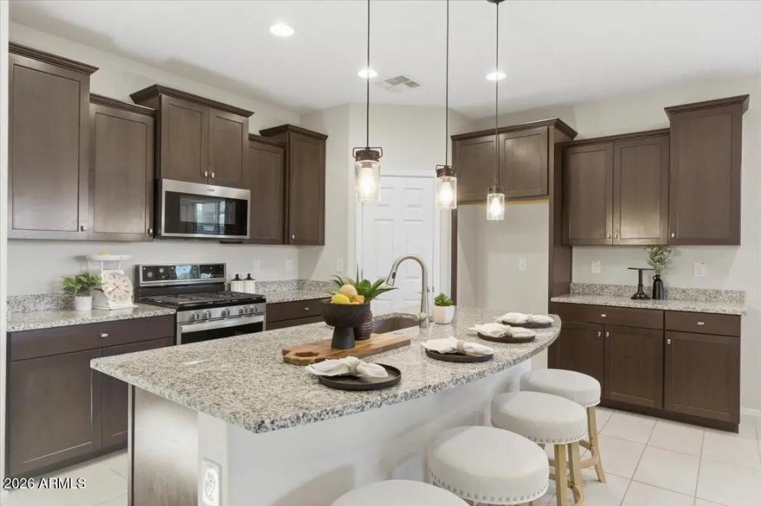 Real Estate Picture 1