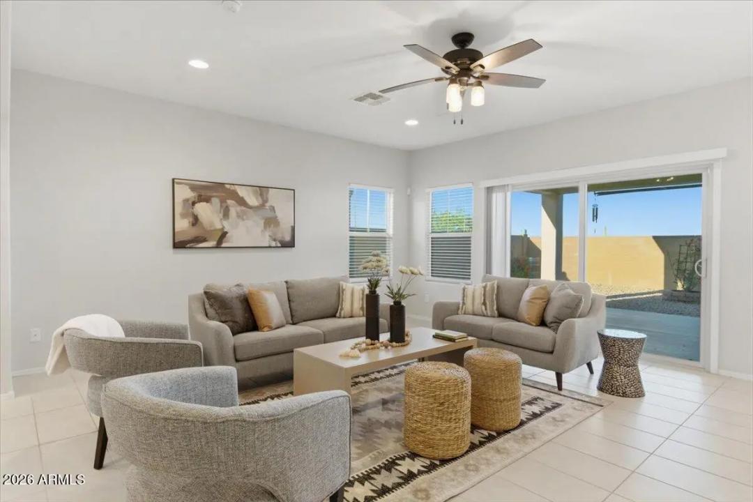 Real Estate Picture 9