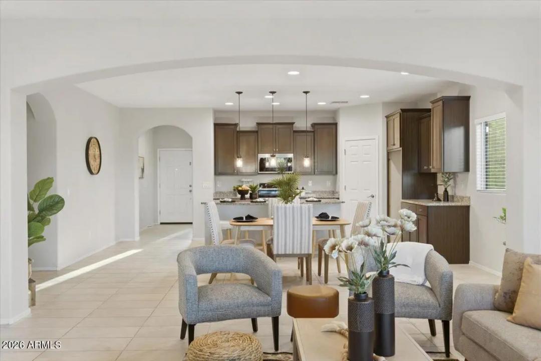 Real Estate Picture 13