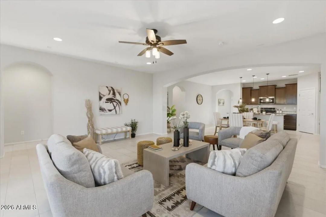 Real Estate Picture 15