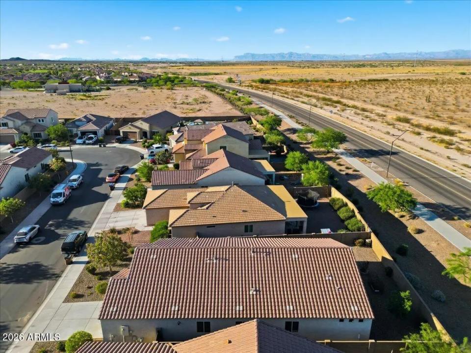 Real Estate Picture 29