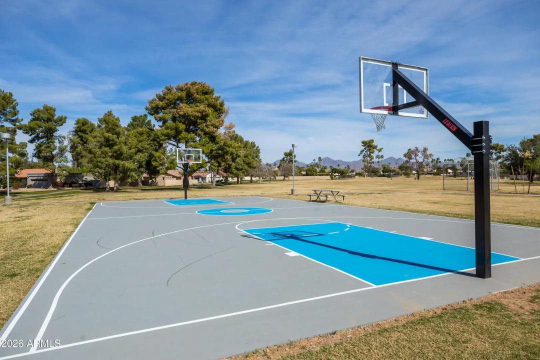 Real Estate Picture 48