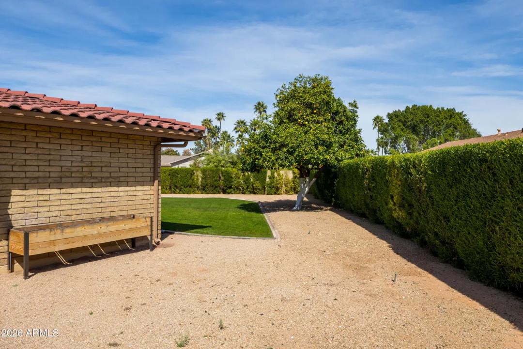 Real Estate Picture 38